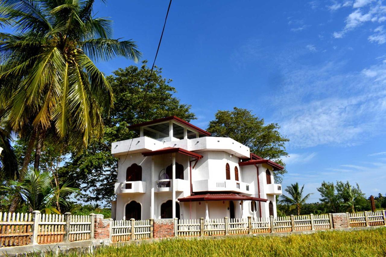 Green Heritage Holiday Resort Mahiyanganaya Luaran gambar